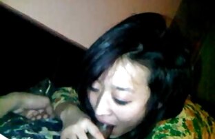 XXX नीली आंखों नग्न लड़की बालकनी पर सेक्स फिल्म फुल एचडी बैठे