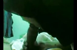 XXX रूसी सेक्सी फिल्म एचडी फुल काले मोज़ा में उसकी नई प्रेमिका के साथ हो जाता है