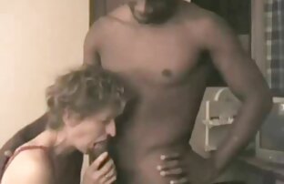 XXX एक छोटे से पतली आदमी, एक सफेद करने के हिंदी में फुल सेक्सी फिल्म लिए एक बहुत बड़ी पेंच डाल